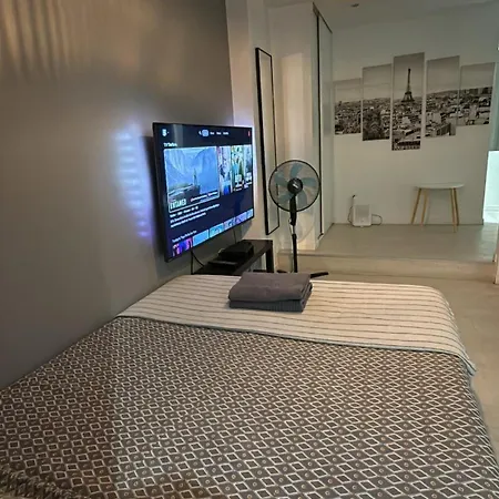 Apartamento Charming Aparment In 5th - 4 Beds For 6 Guests París
