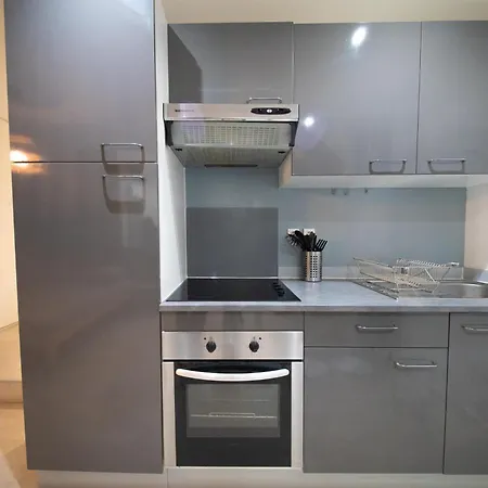 Lejlighed Charming Aparment In 5th - 4 Beds For 6 Guests *