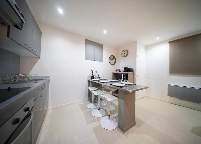 Charming Aparment In 5th - 4 Beds For 6 Guests Lejlighed *