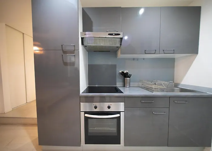 Lejlighed Charming Aparment In 5th - 4 Beds For 6 Guests *