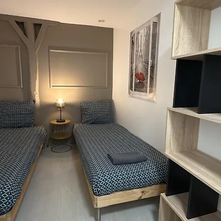 Charming Aparment In 5th - 4 Beds For 6 Guests *